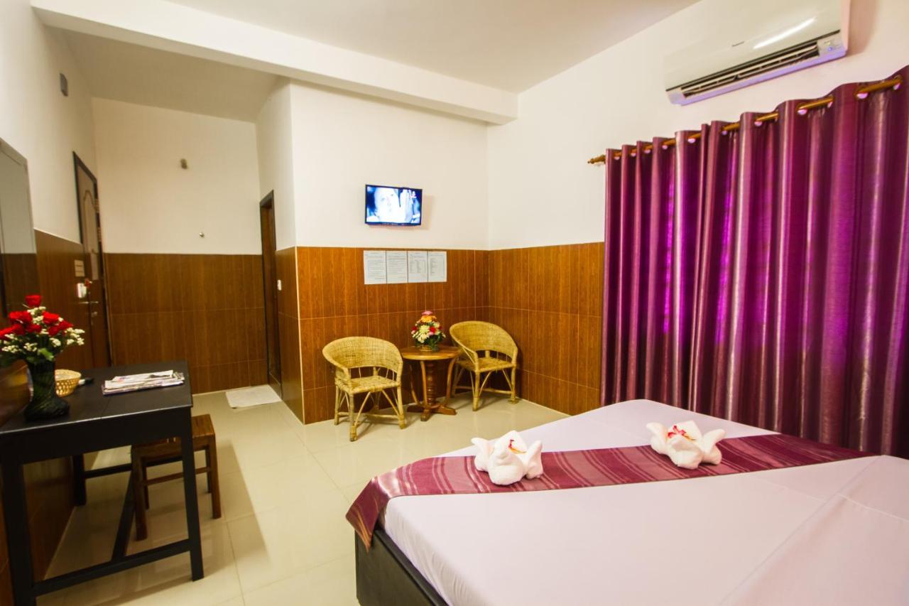 Botoum Hotel Sisophon Pokoj fotografie